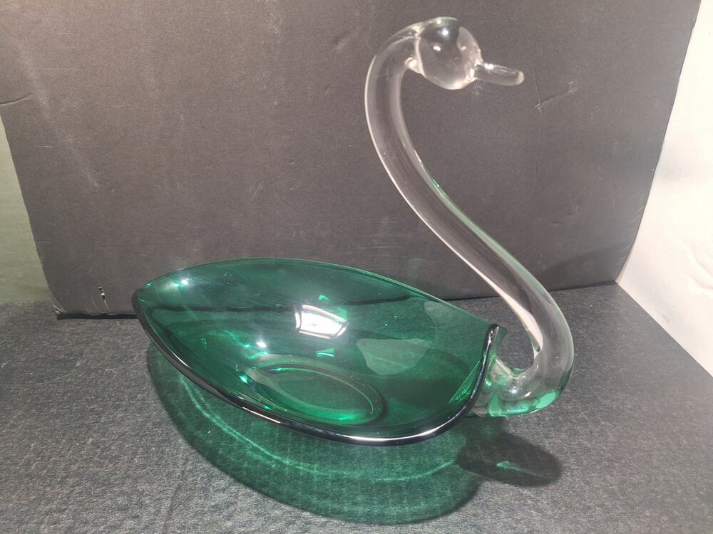 Vintage Duncan Miller Emerald Green Swan Bowl Clear Applied Neck Centerpiece